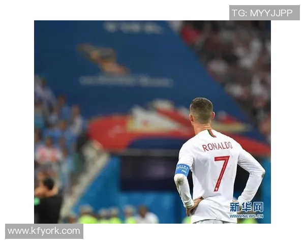 当今足坛最火球星是谁 全球球迷热议的足球巨星及其影响力解析 当今足坛最火球星是谁 全球球迷热议的足球巨星及其影响力解析