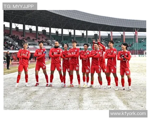 足球场上转圈圈的球星是谁 他的技艺为何如此吸引眼球